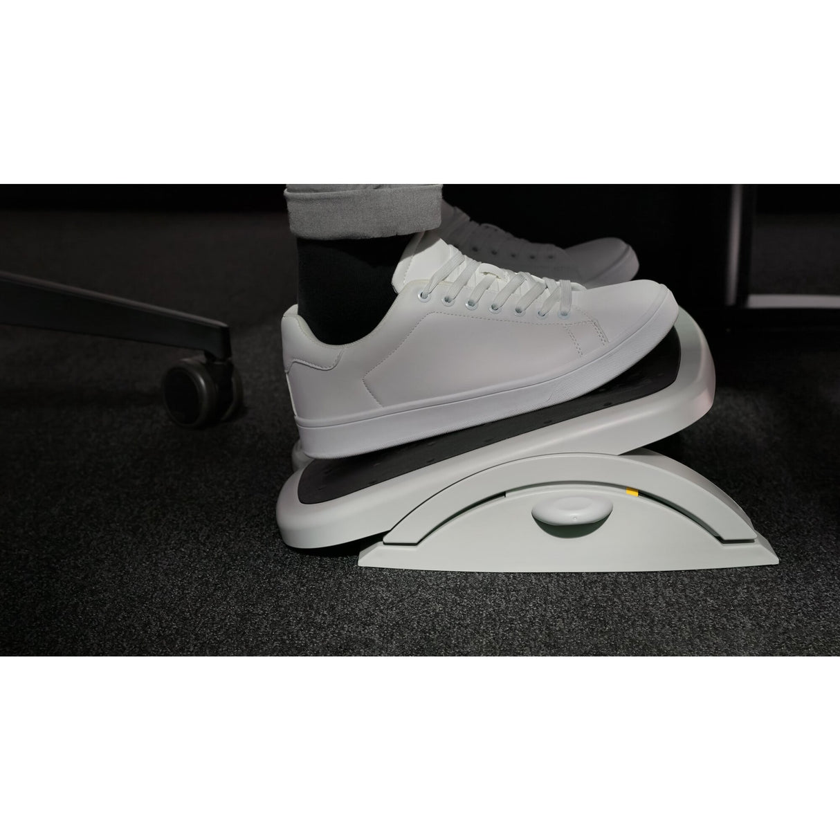 Kensington SmartFit SoleMate Plus Foot Rest - Grey