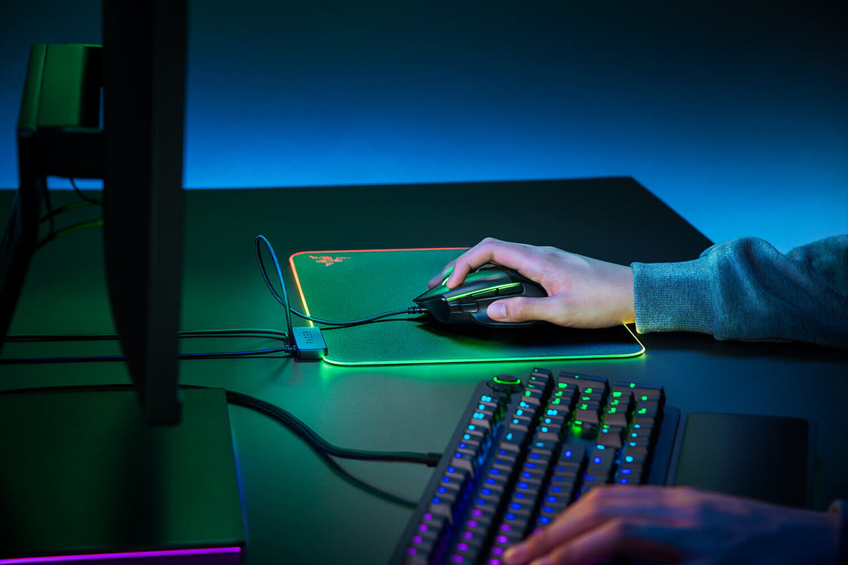 Razer Firefly V2 Gaming mouse pad Black