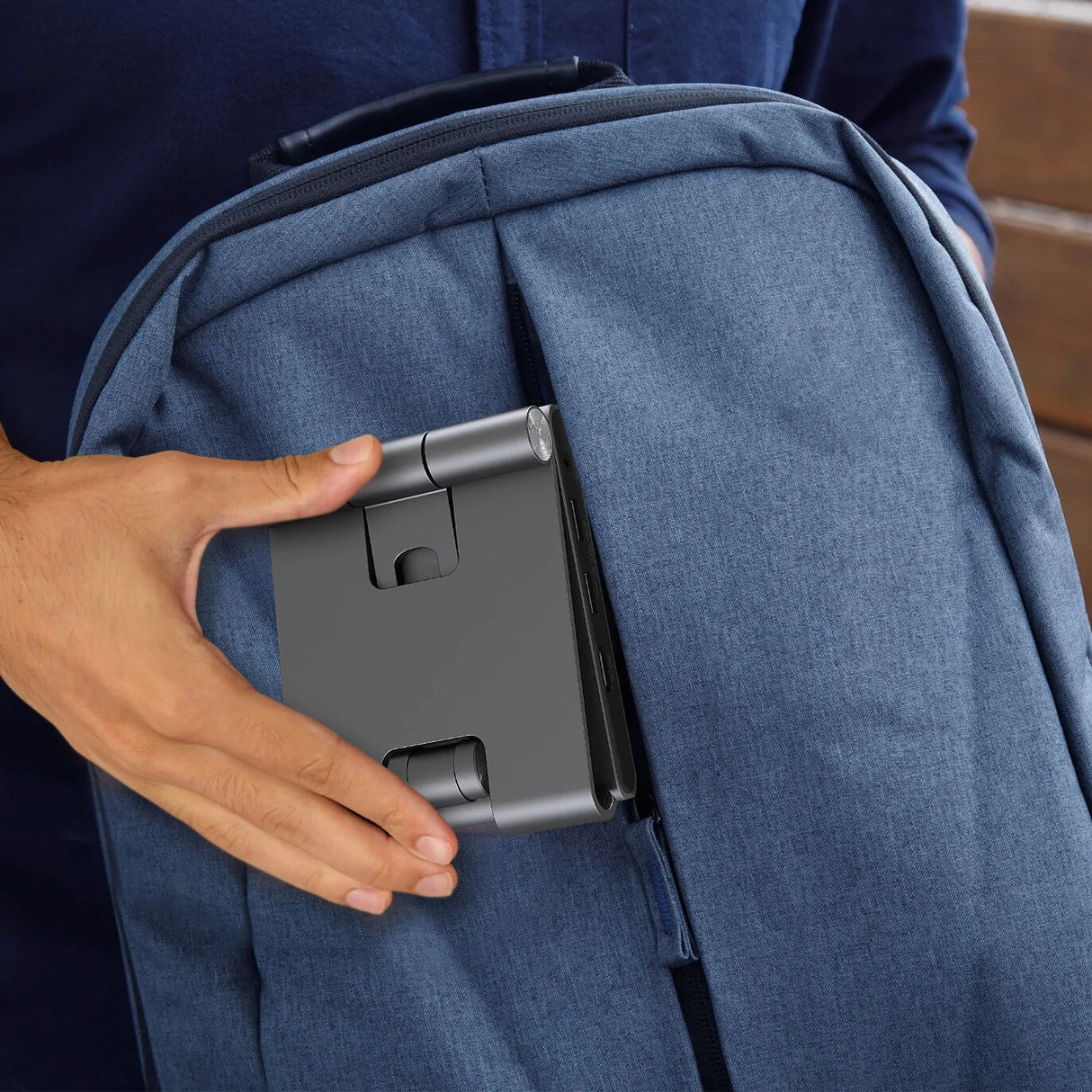 j5create JTS224 Multi-Angle Stand with Docking Station for iPad Pro®