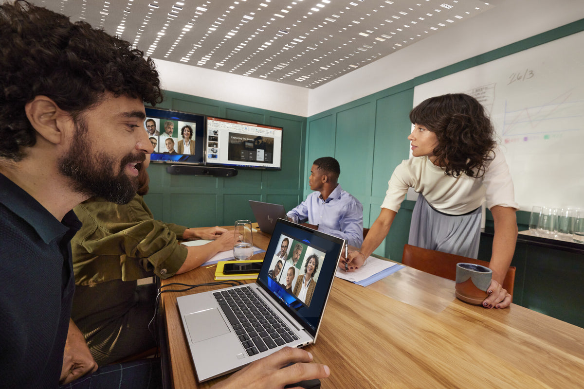 HP Poly Studio V52 USB Video Bar