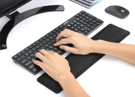 Manhattan Ergonomic Wrist Rest Keyboard Pad, Black, 445 × 100mm, Soft Memory Foam, Non Slip Rubber Base, Black, Lifetime Warranty