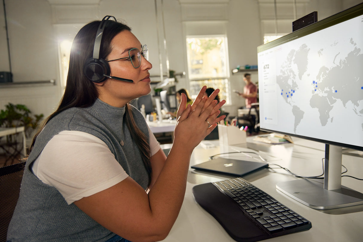 HP Poly Voyager Focus 2 USB-C-C Headset +USB-C/A Adapter