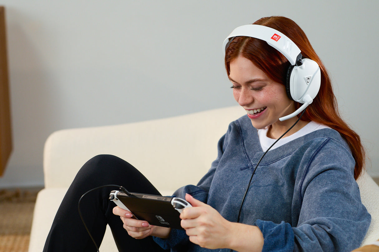 Turtle Beach Recon 70 Wired Gaming Headset Officially Licensed for Nintendo Switch and Nintendo Switch 2 with Flip-to-Mute Mic, 40mm Speakers, Adjustable, Lightweight Design