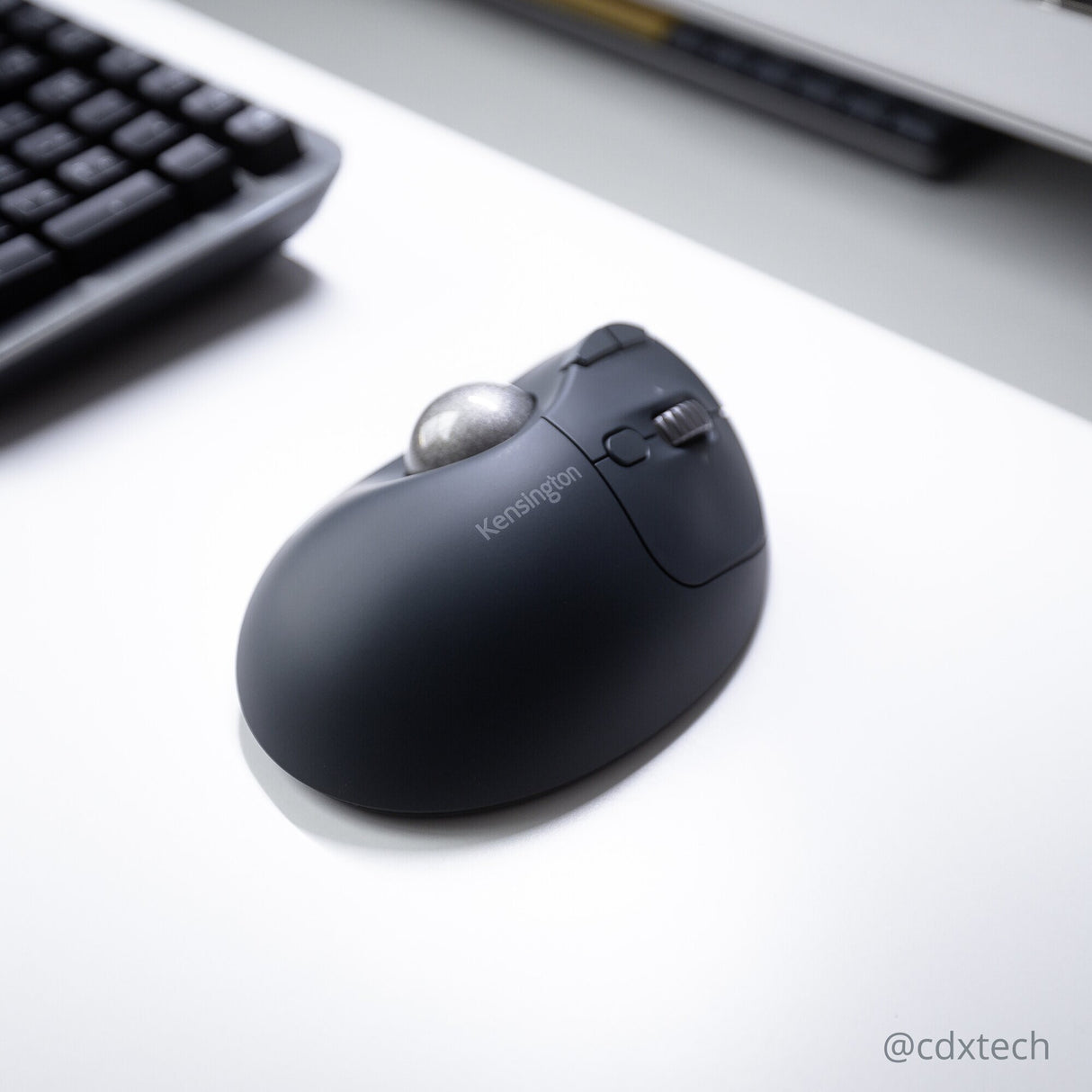 Kensington Pro Fit Ergo TB550 Trackball